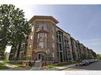 Furnished*730/3Br - Looking sub-owner Fantastic Bedroom-available NOW