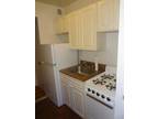 Three Bedroom Apartment in Sunnyvale, Asking Only $995/Month