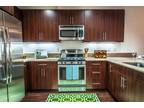 $2435 / 3br - 1408ft² - Walk To The Collection From Your NEW 3 Bedroom Townhome