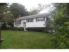 $2000 / 3br - Split level single family located in North Grafton , 9 rooms