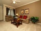 $1375 / 2br - 1236ft² - Beautiful Two Bedroom on First Floor!