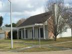 $1400 / 3br - Three bedroom on quiet street off Perkins