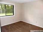 Excellent 3bed/2bath apartment for rent in Eden Prairie