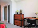 $995 / 765ft²