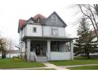 $700 / 2br - Newly Updated-Two Bedroom Apartment-2125 Banks Ave #4