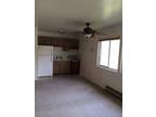 $425 Studio Apartment..South Kettering open today!!!