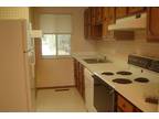 $900 / 2br - 2 Bedroom Lakefront Townhouse