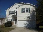 $1350 / 3br - 2100ft² - NEW Listing!! Spacious Home w/ Walk-in Pantry, FP