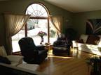 $3100 / 4br - 3800ft² - Very nice 4 bed, 4 bath home in lakeside with Garage