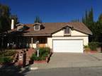$3385 / 4br - 2865ft² - ~ Schedule a Tour!! Stylish 4 Bd 3bth HUGE Pool Home