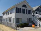 $1195 / 3br - Winter Rental - Beautiful House just a half block from beach