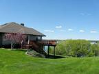 $1500 / 4br - 3200ft² - Beautiful Lakefront Home w/dock & boatlift