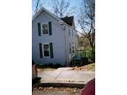 $550 / 2br - 1200ft² - Cute house on dead end street