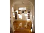 $695 / 2br - 1600ft² - - Lovely 2 bedroom home full of charm,2