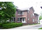 $550 / 2br - 827 1/2 Central Ave. Large 2 bedroom upper with garage