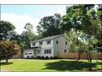 $1850 / 4br - 1910ft² - Updated and Upscale Colonial House for Rent in