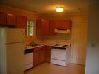 $450 / 1br - 1 bedroom in residential neighborhood