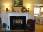 $1350 / 3br - 2750ft² - Large home with lots of features close to downtown