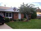 $1050 / 3br - 1468ft² - Tons of updates! Large lot, quiet area