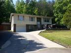 $1100 / 3br - Split Foyer Home for Rent