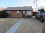 $850 / 3br - 900ft² - 3 BEDROOM 1 BATH HOUSE
