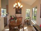 $3395 / 2br - 1200ft² - Updated, beautiful and spacious 2BR townhouse
