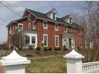 Affordable 1 Bed/1 Bath in Sought Out Downtown Newmarket, NH