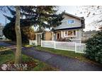 Hastings Dundas 1 Bed 1 Bath Basement Suite w/ New Bathroom