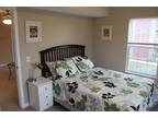 Sublease the whole apartment (2b/2b) The Pointe At U Of I