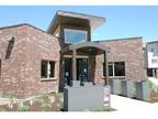 1 Bed - 2550 South Main Apartments
