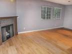 For Lease 2 Bed 2.5 Bath Townhouse in Studio City