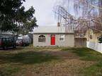 $725 / 2br - 728ft² - **2Bd/1Ba/1car garage/cute home/fenced backyard/ (918