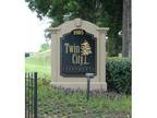 2 Beds - Twin City Apartments
