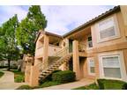 $1751 / 2br - 910ft² - Uncommon ground-floor product.
