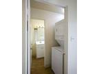 $1670 / 2br - 1220ft² - Convenient Location Near the 405 and 22 Freeway