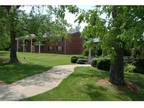 3 Beds - Colonial Crest Apartments