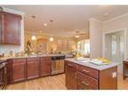1 Bed - Foxland Crossing