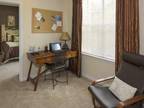 3 Beds - Parkway Grand Apartments