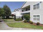 2 Beds - Avalon Apartments