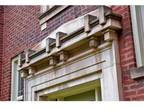 2 Beds - Oak Park Apartments