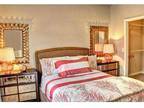 2 Beds - Astor Place