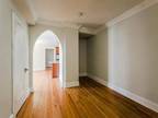 Studio - 401 W Fullerton Apartments