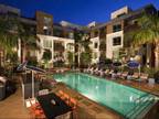 2 Beds - Rubix Hollywood