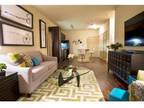 2 Beds - 4000 Hulen