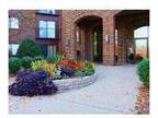 2 Beds - Oak Pointe Apartment Residences