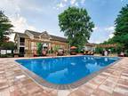 1 Bed - 865 Bellevue Apartments