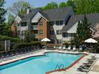 3 Beds - eaves Fairfax City