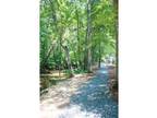 3 Beds - Falls At Sope Creek