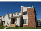 3 Beds - Peppermill Village