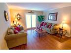 2 Beds - Lily Flagg Station